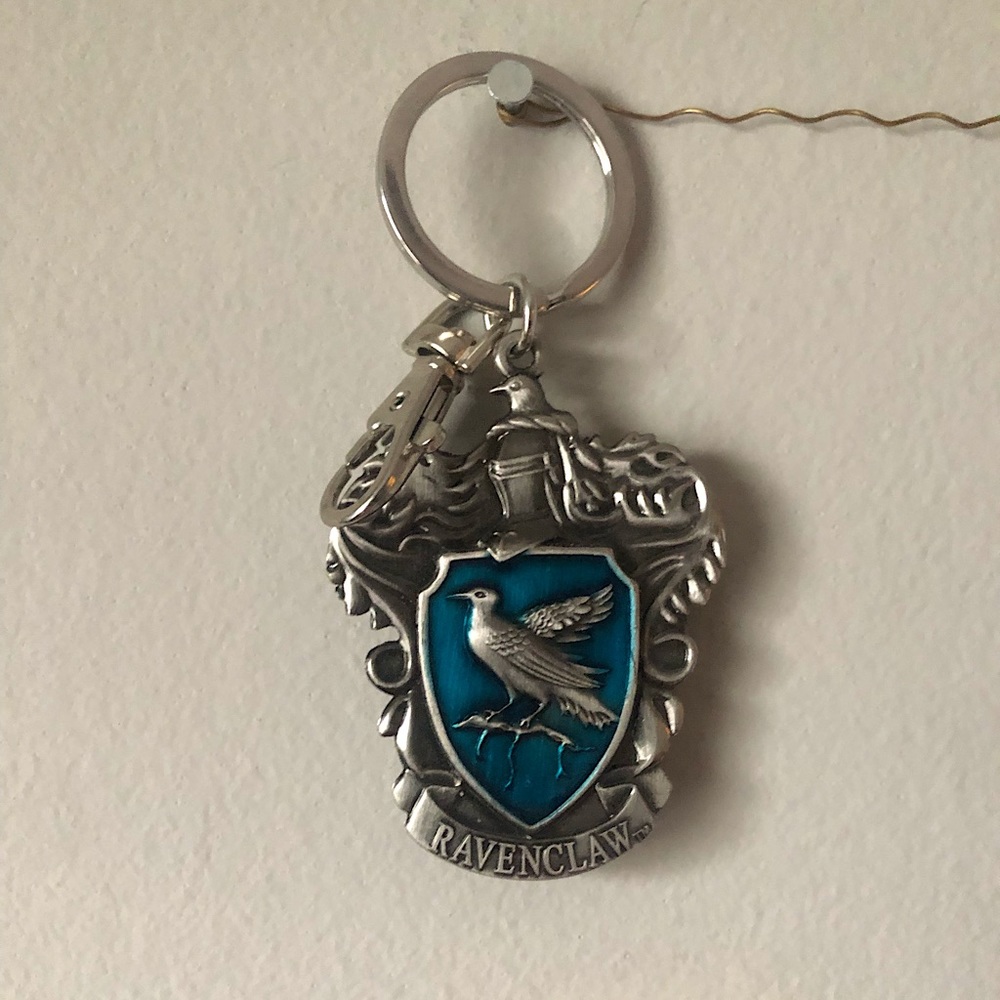 Harry Potter metal Ravenclaw keychain